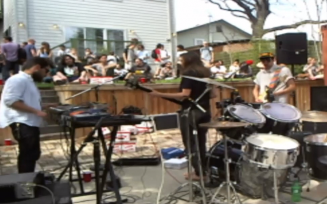 Photo of set Sun Araw .