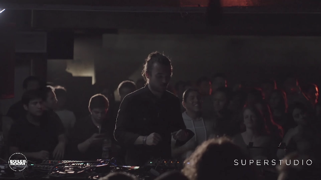 Photo of set Superstudio.