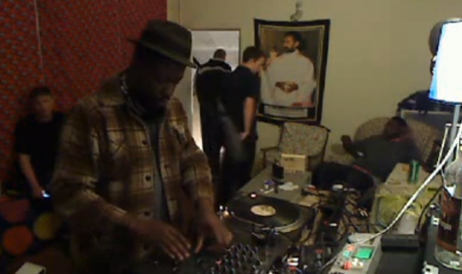 Photo of set Mr Wonderful & Friends.