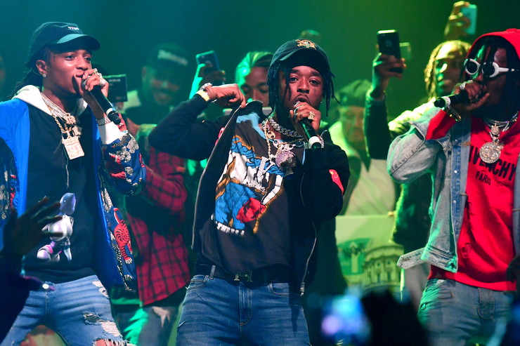 Photo of set 21 Savage.