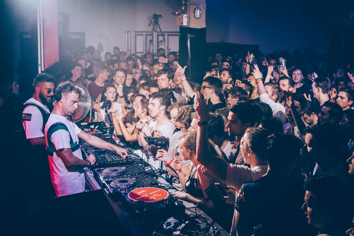 Photo of set Armand Van Helden B2B Jackmaster.