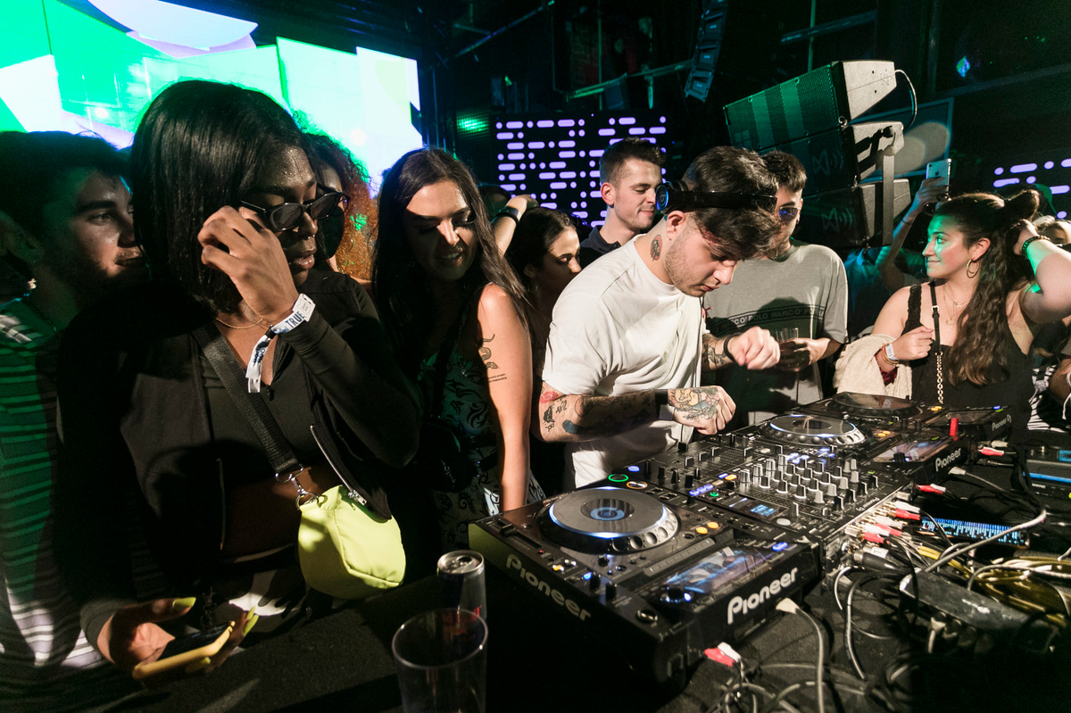 Photo of set Steve Lean & Friends.