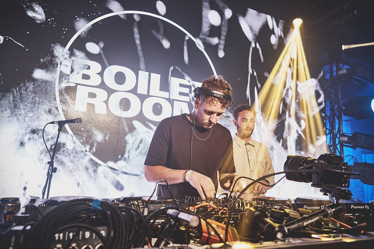 Photo of set Maribou State.