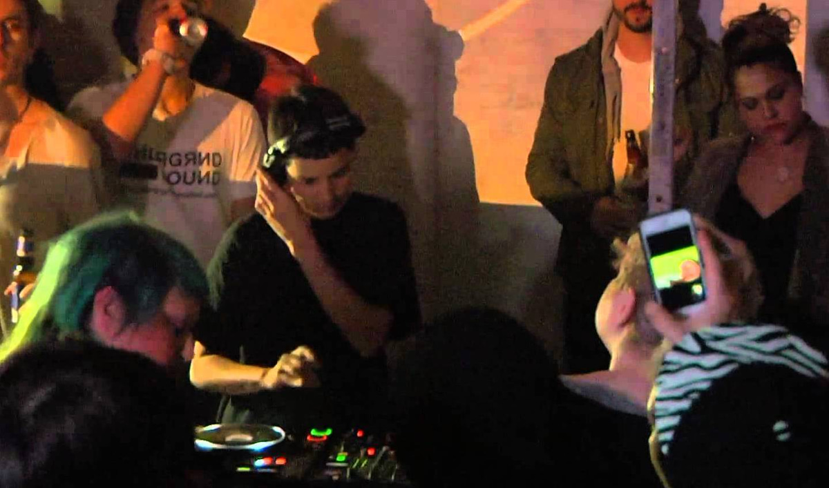 Photo of set Kim Ann Foxman.