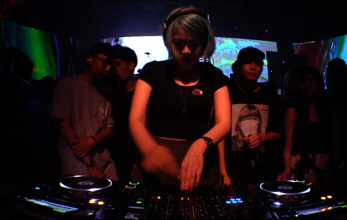 Photo of set Sonia Calico.