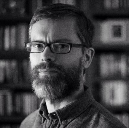 Photo of set Surgeon.