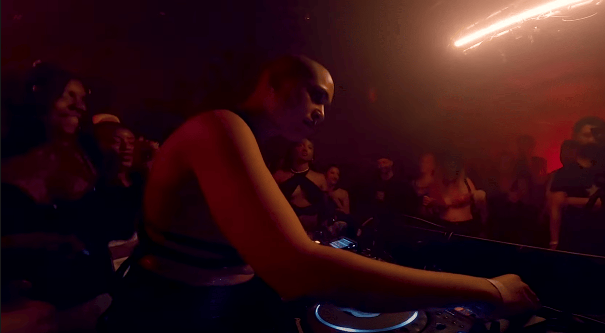 Photo of set Lil Risk.