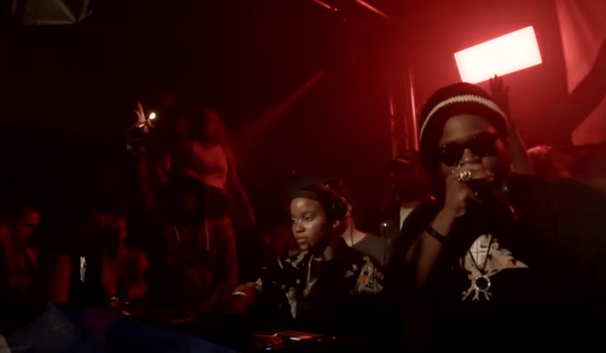 Photo of set Shacia Päyne.