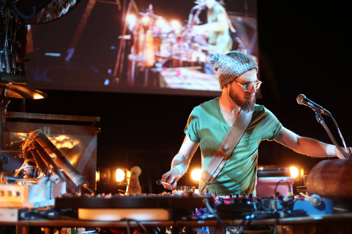 Photo of set Binkbeats.