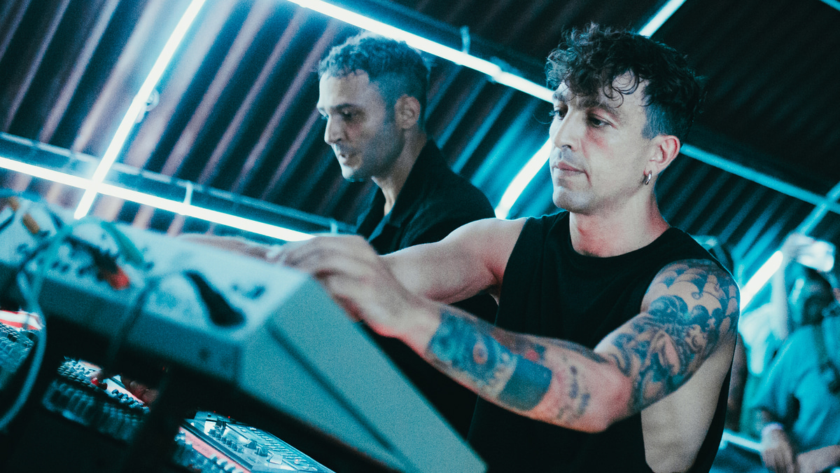 Photo of set Boston 168 (Live).