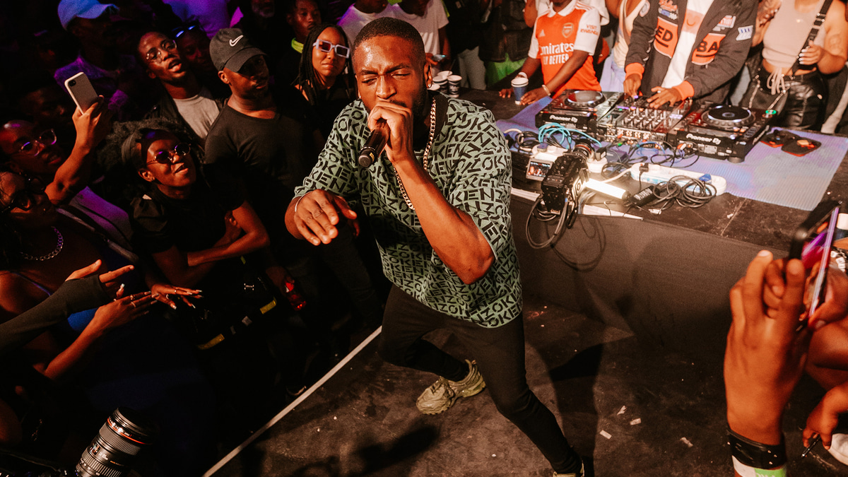 Photo of set Daliwonga (live).