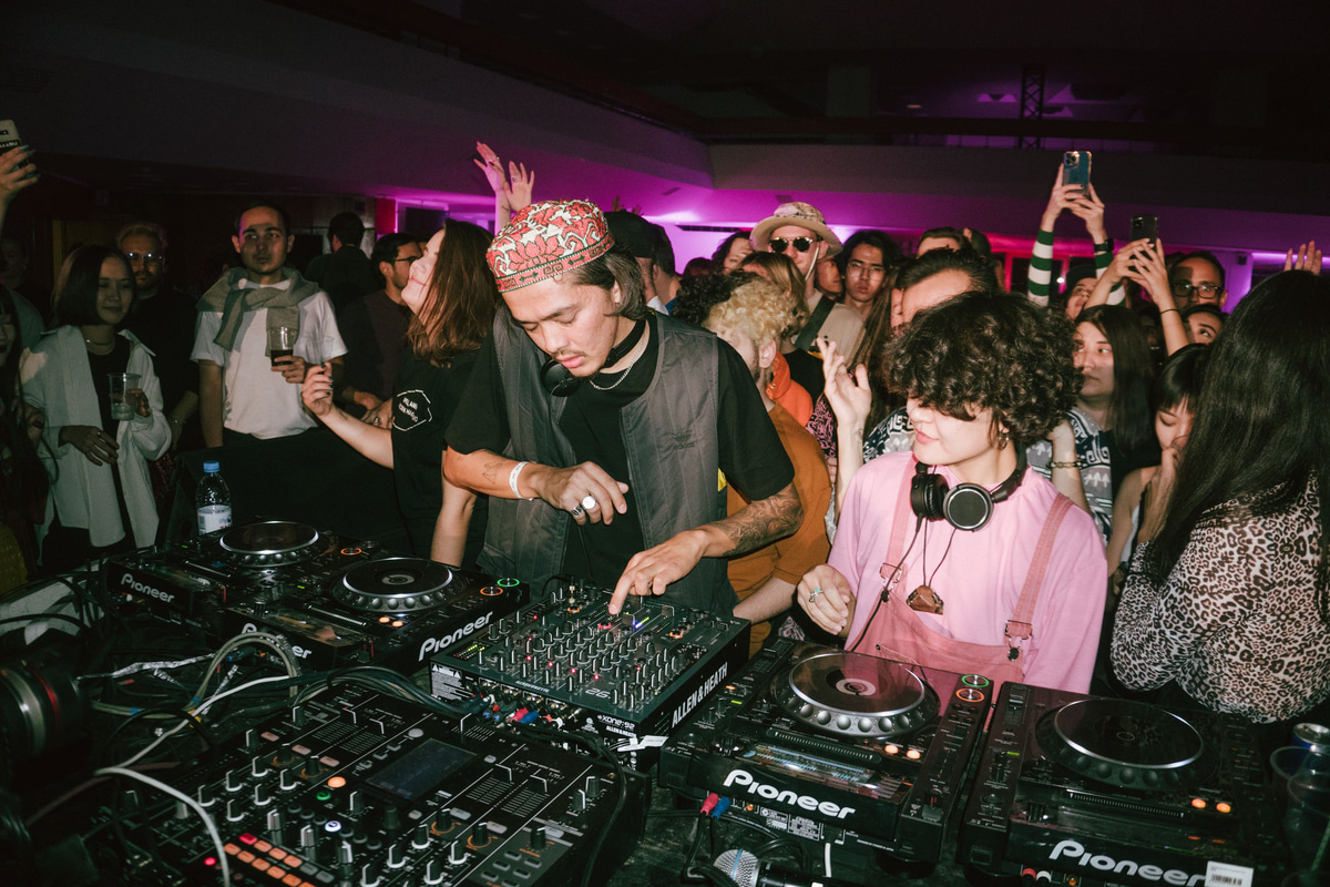 Photo of set Edige & KOKONJA.