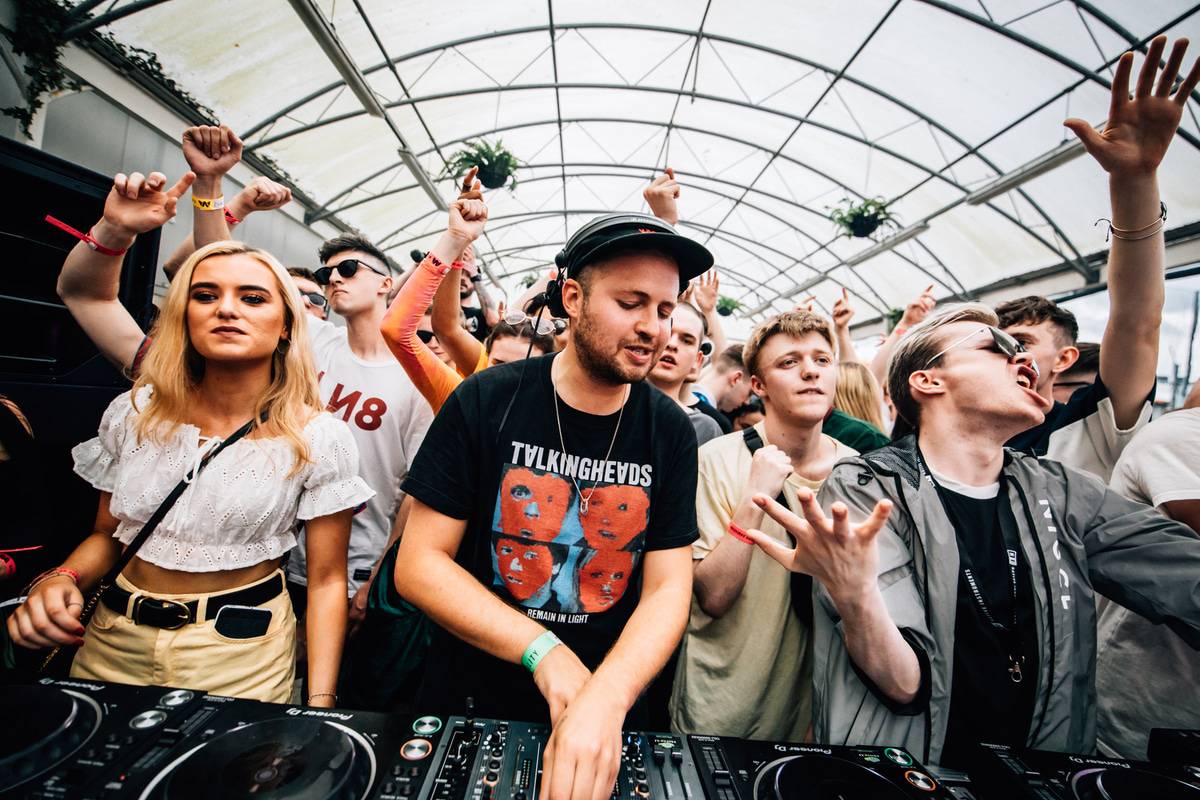 Photo of set Job Jobse.