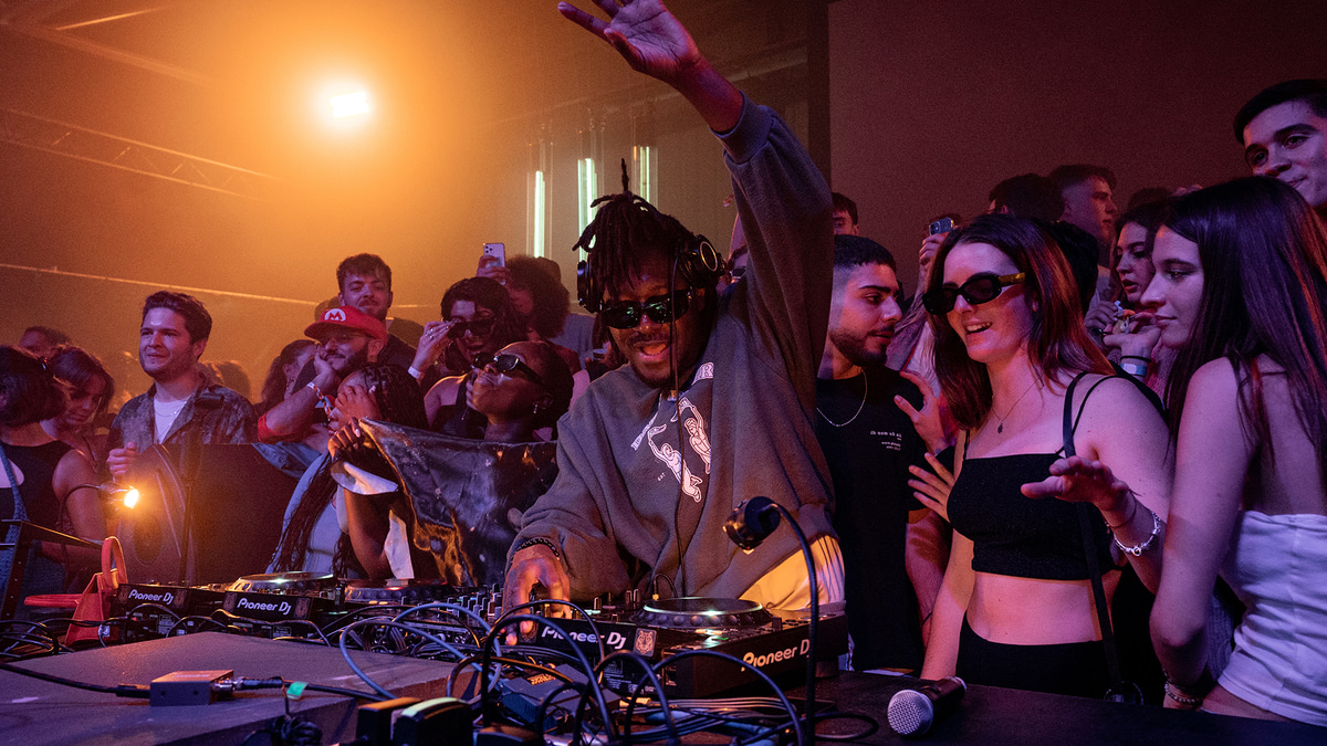 Photo of set GuiltyBeatz.