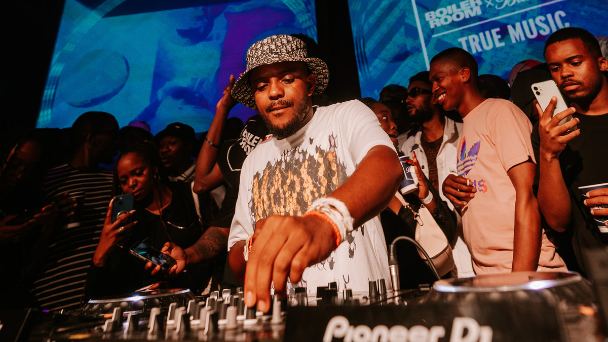 Photo of set Kabza De Small.