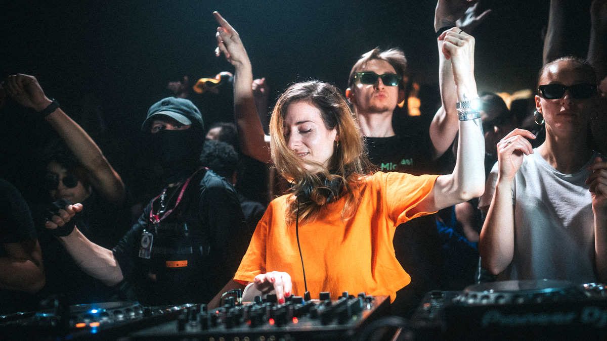 Photo of set Lucinee.