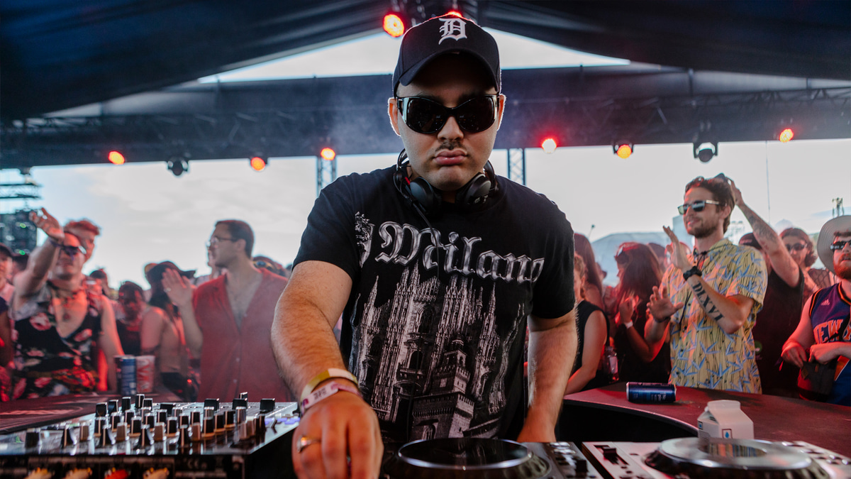 Photo of set Mechatok.