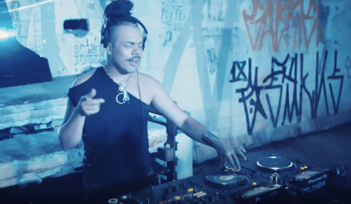 Photo of set Rafa Balera.