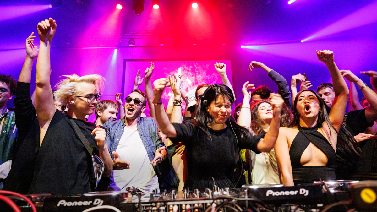 Photo of set Sofia Kourtesis.